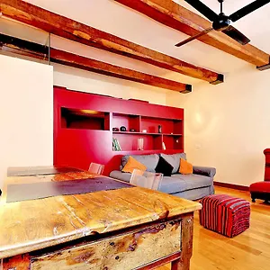 Delcinque 26 - Loft In Trastevere , Rome Italy